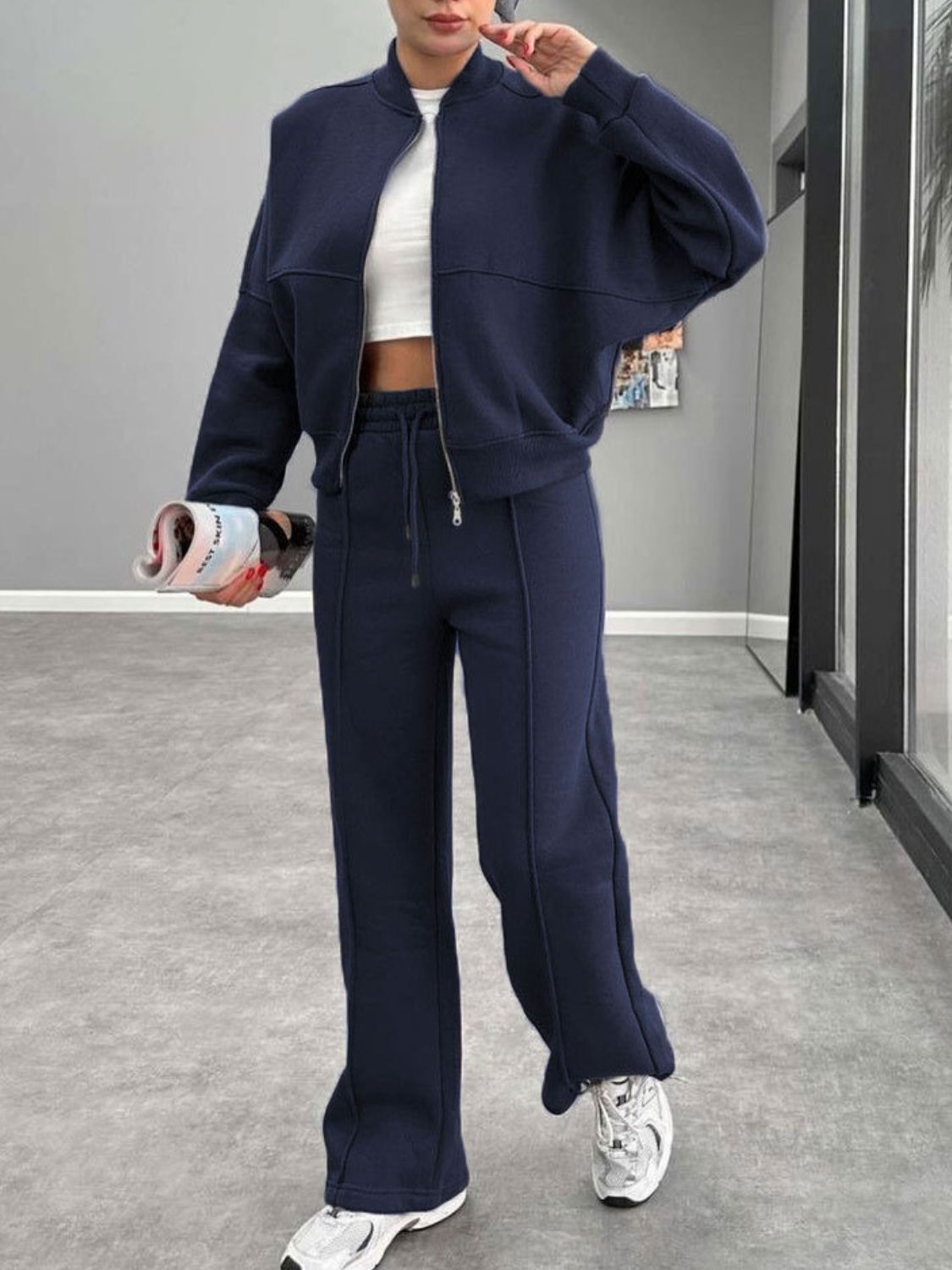 Conjunto de ropa exterior con cuello de béisbol, cremallera y pantalones con cordón