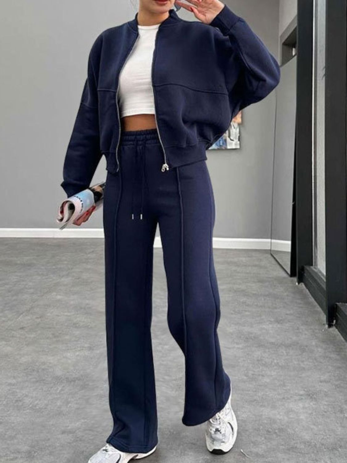 Conjunto de ropa exterior con cuello de béisbol, cremallera y pantalones con cordón