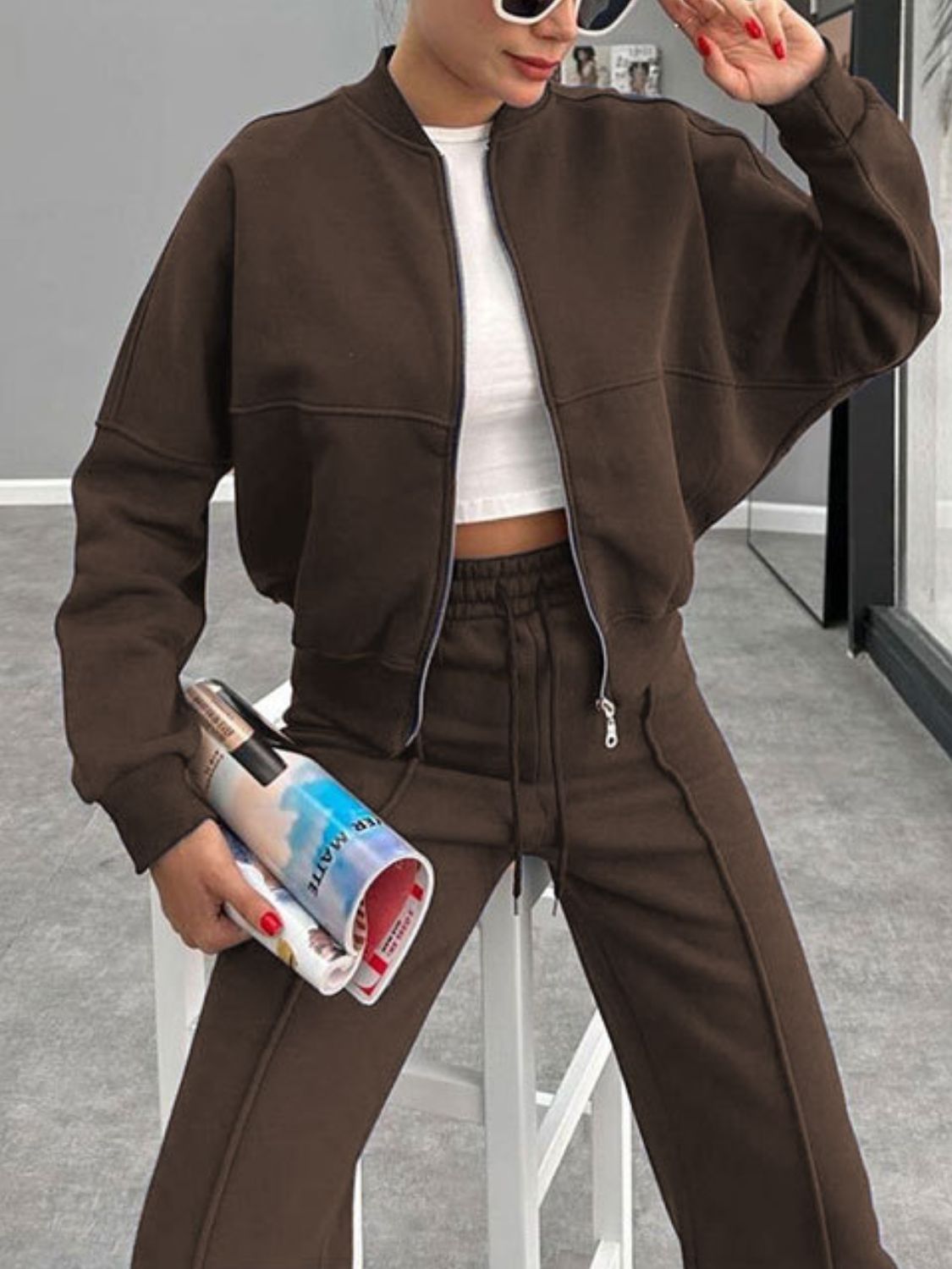 Conjunto de ropa exterior con cuello de béisbol, cremallera y pantalones con cordón