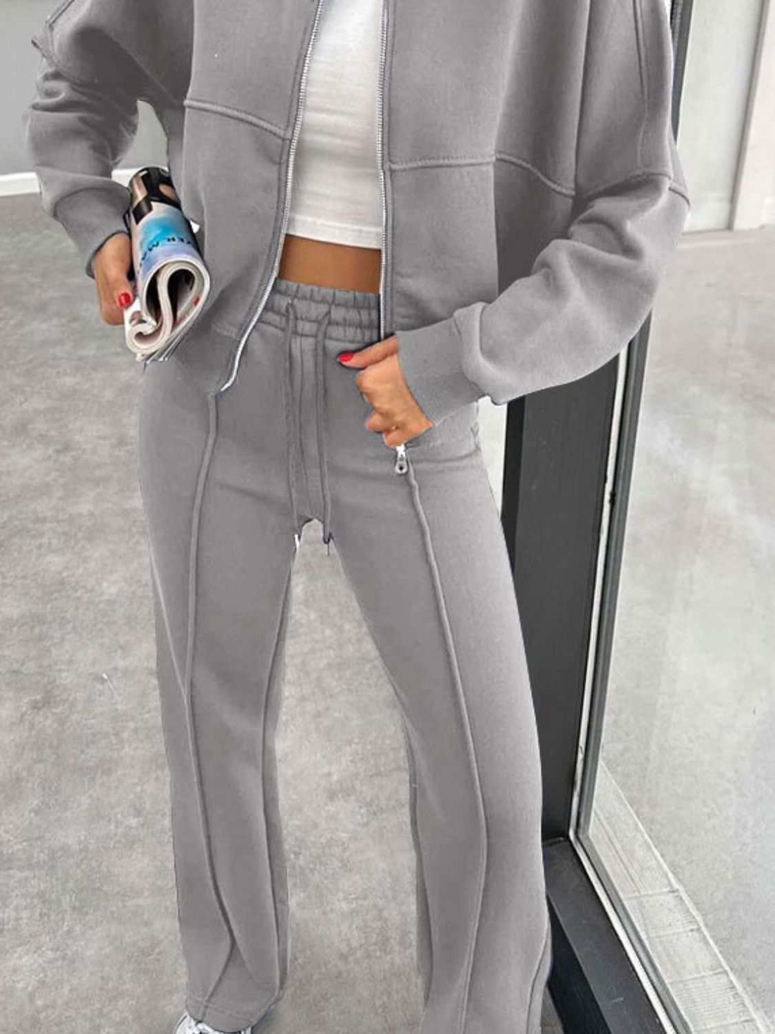 Conjunto de ropa exterior con cuello de béisbol, cremallera y pantalones con cordón