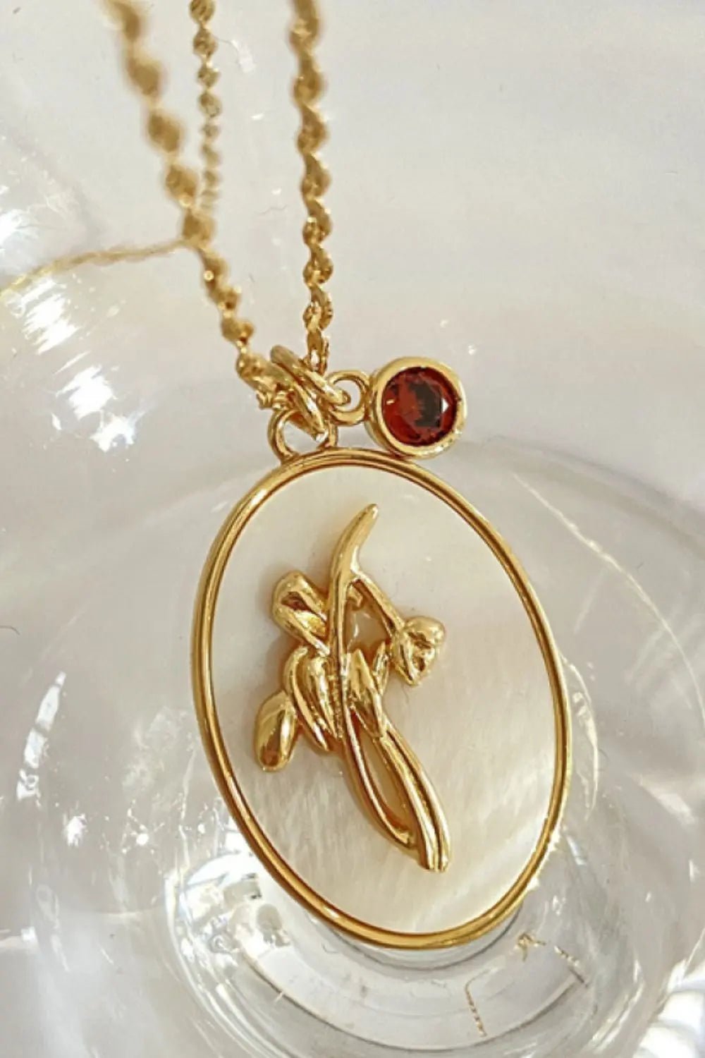 Flower Shell Pendant Copper Necklace - Celeste