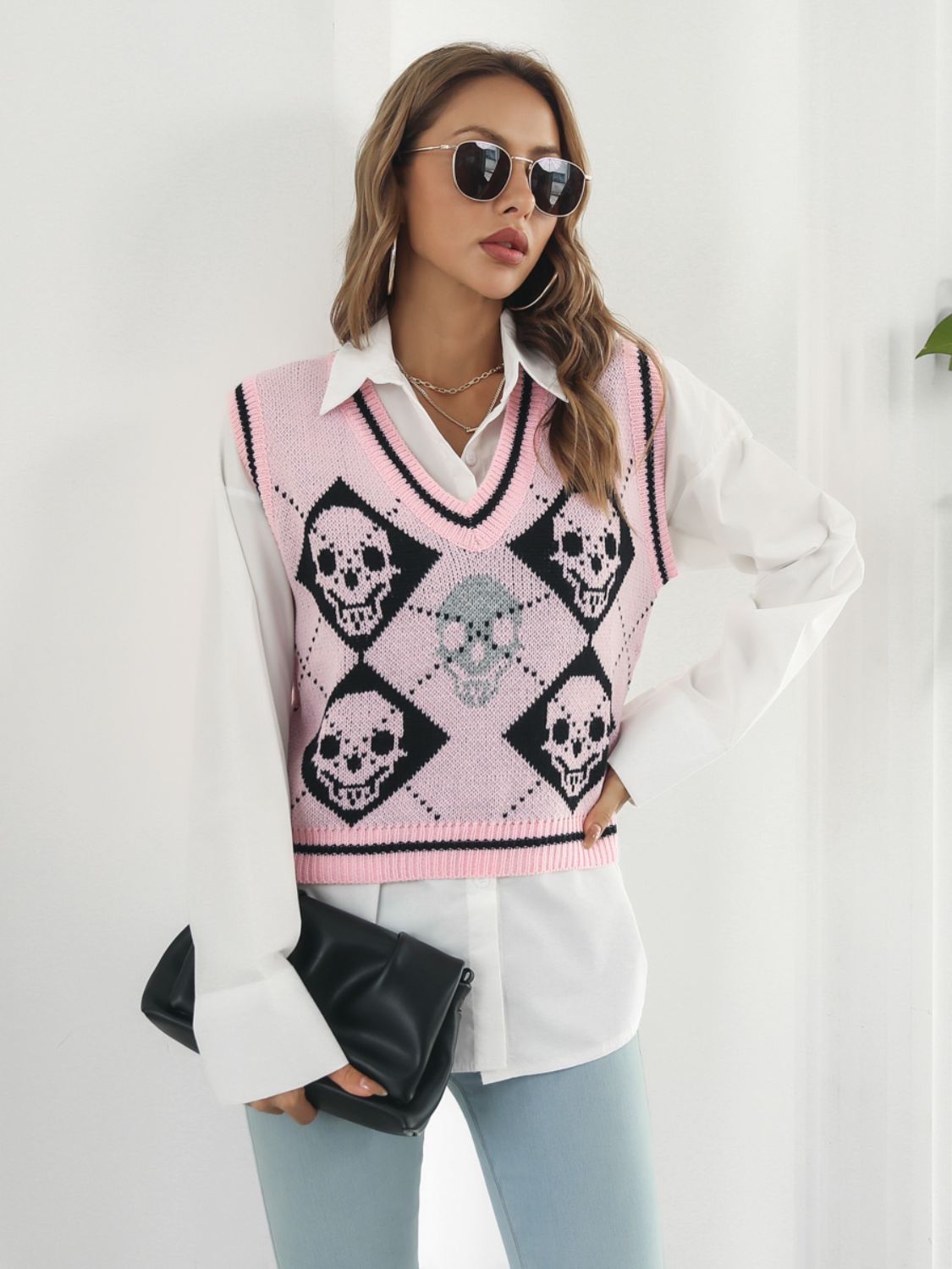 Skull Contrast V-Neck Sweater Vest - Celeste