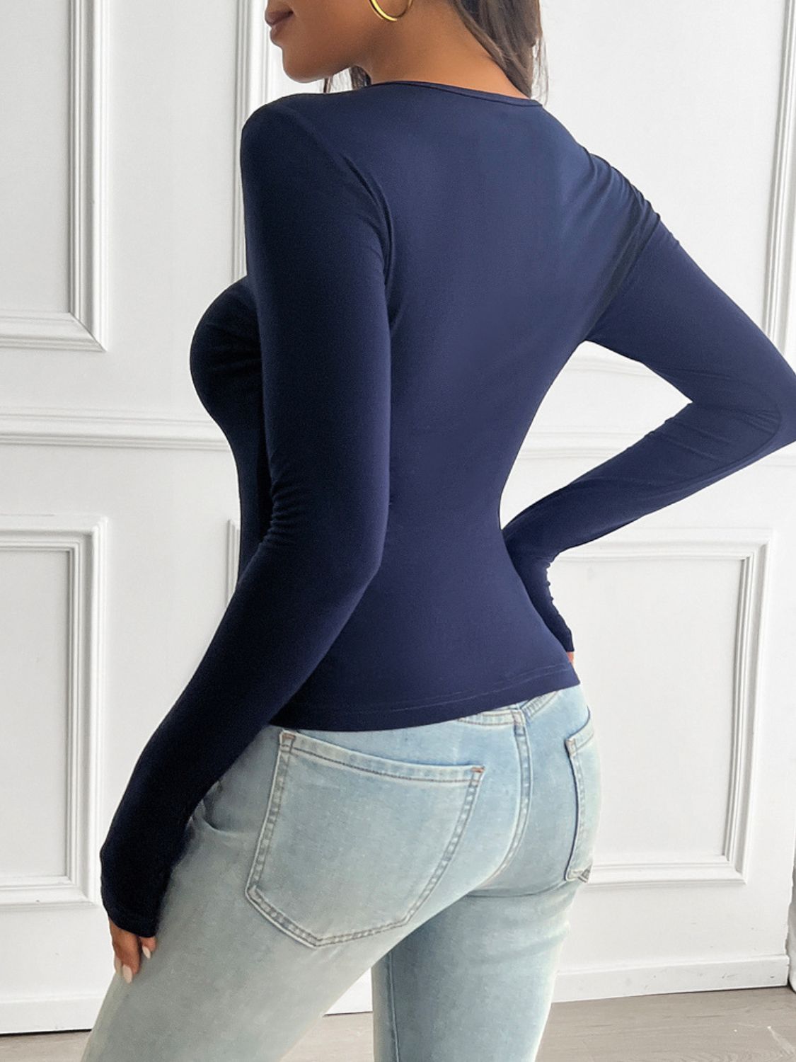 Devine Round Neck Long Sleeve T-Shirt - Celeste    