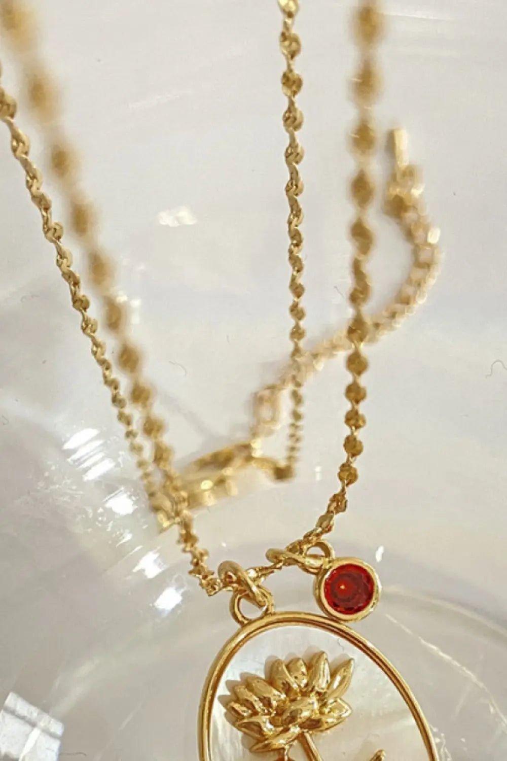 Flower Shell Pendant Copper Necklace - Celeste    