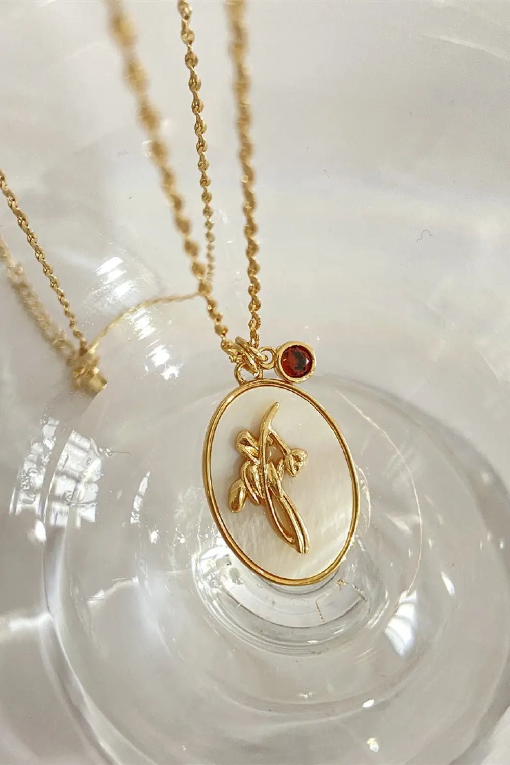 Flower Shell Pendant Copper Necklace - Celeste    