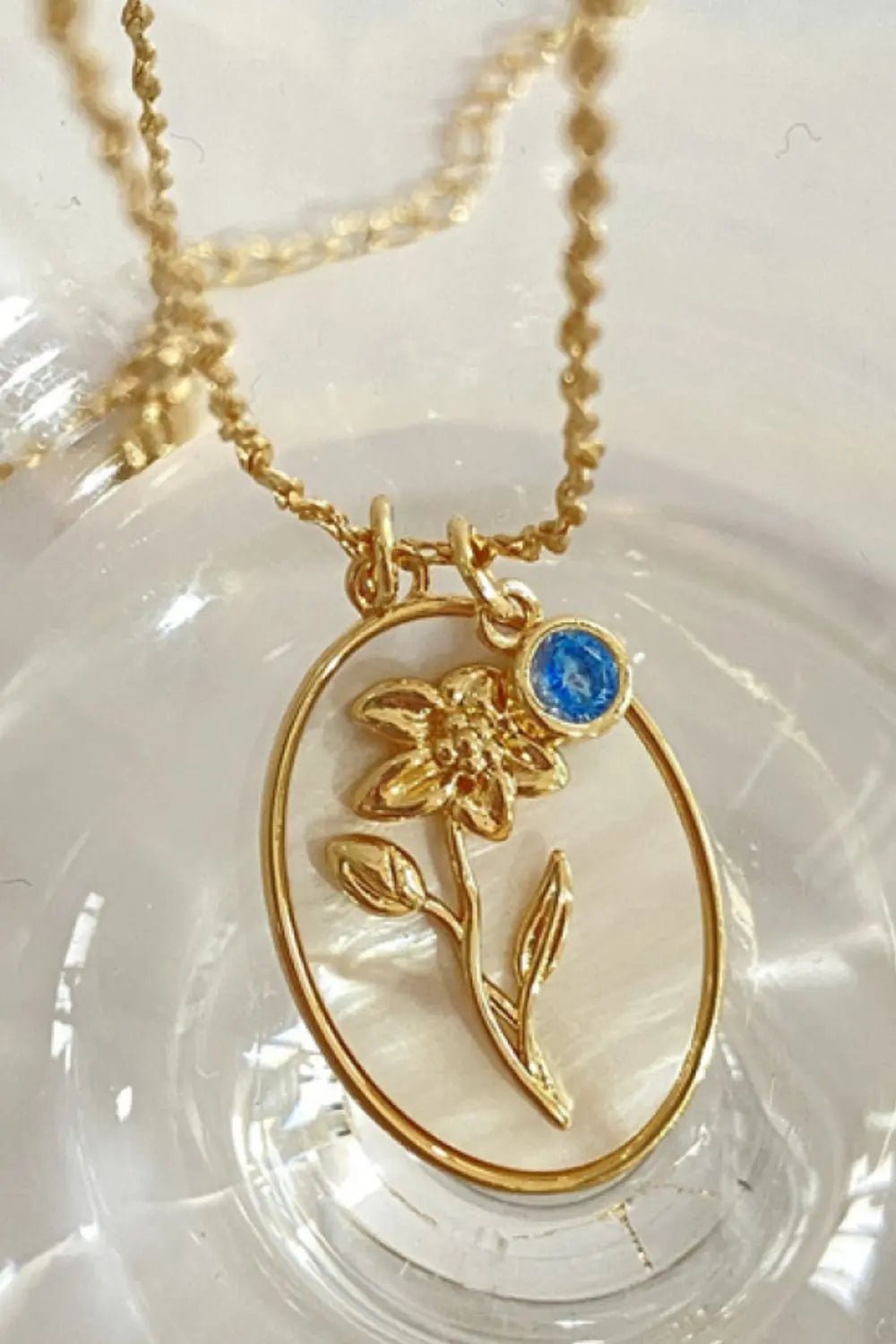 Flower Shell Pendant Copper Necklace - Celeste    