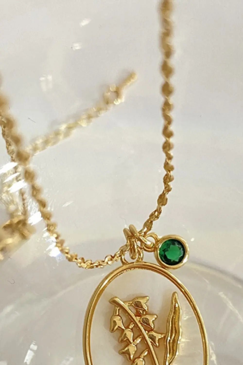 Flower Shell Pendant Copper Necklace - Celeste    