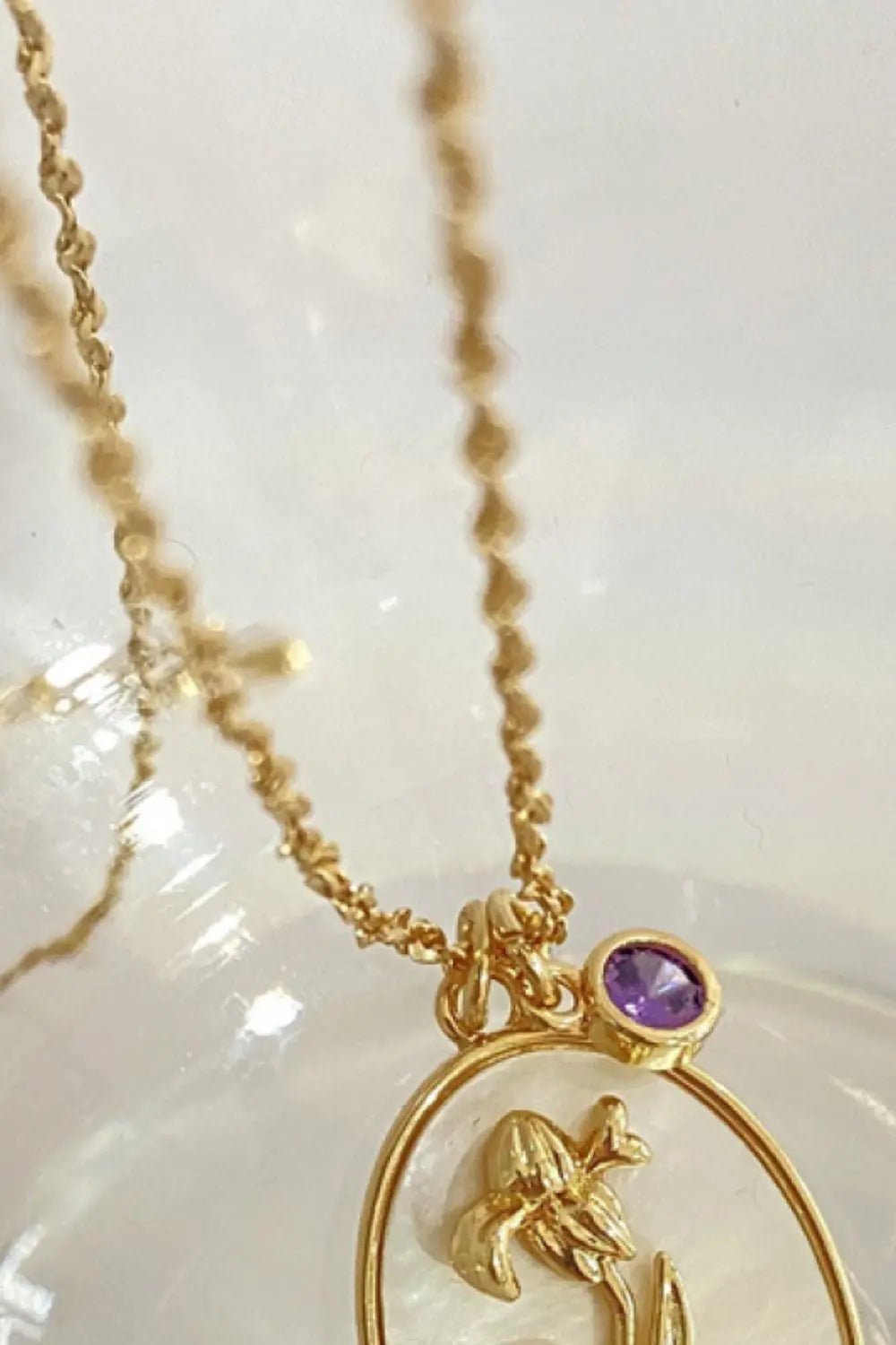 Flower Shell Pendant Copper Necklace - Celeste    