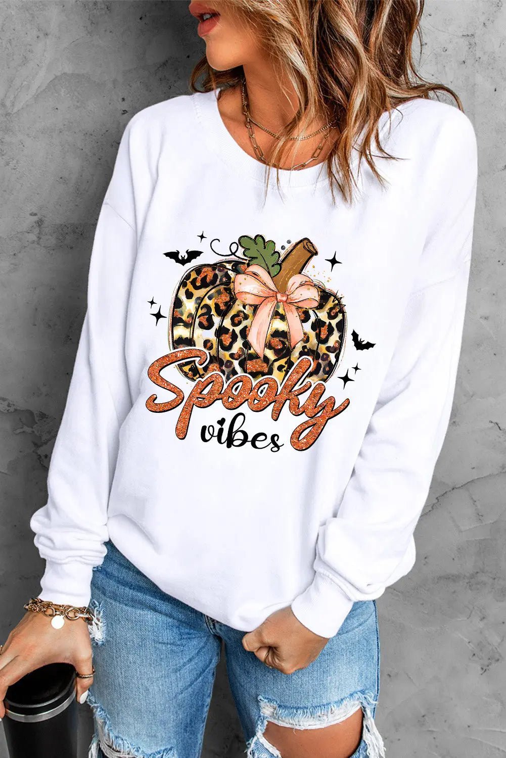 Graphic Round Neck Long Sleeve Sweatshirt - Celeste    