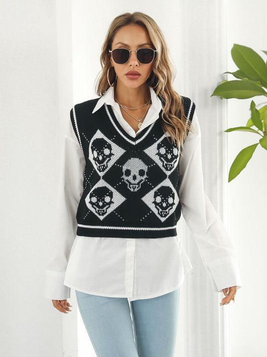 Skull Contrast V-Neck Sweater Vest - Celeste    